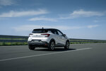 23MY_ASX_PHEV_Instyle_PR-image_driving_rear_variation.JPG