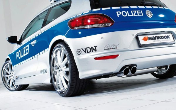 tune_it!_safe!_vw_scirocco_polizei_4.jpg