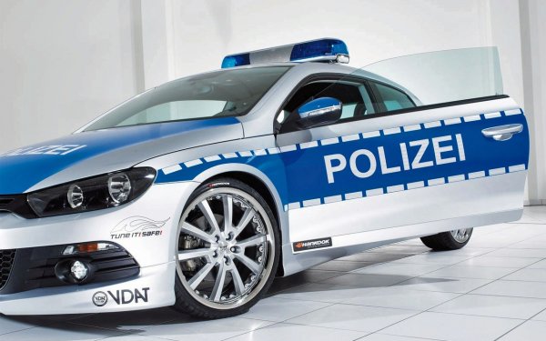 tune_it!_safe!_vw_scirocco_polizei_3.jpg