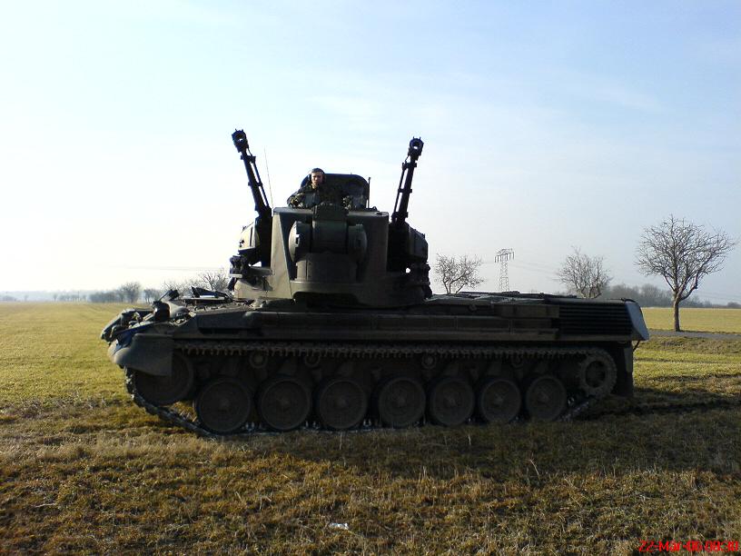 FlakPz 1A2 Gepard.JPG