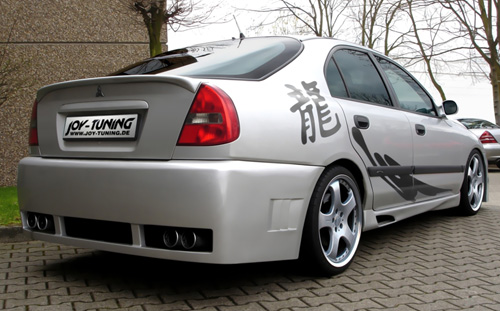 mitsubishi carisma s2000 00-05 heck.jpg