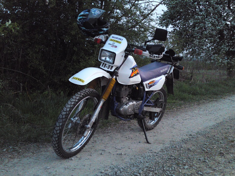 Suzuki DR125.JPG